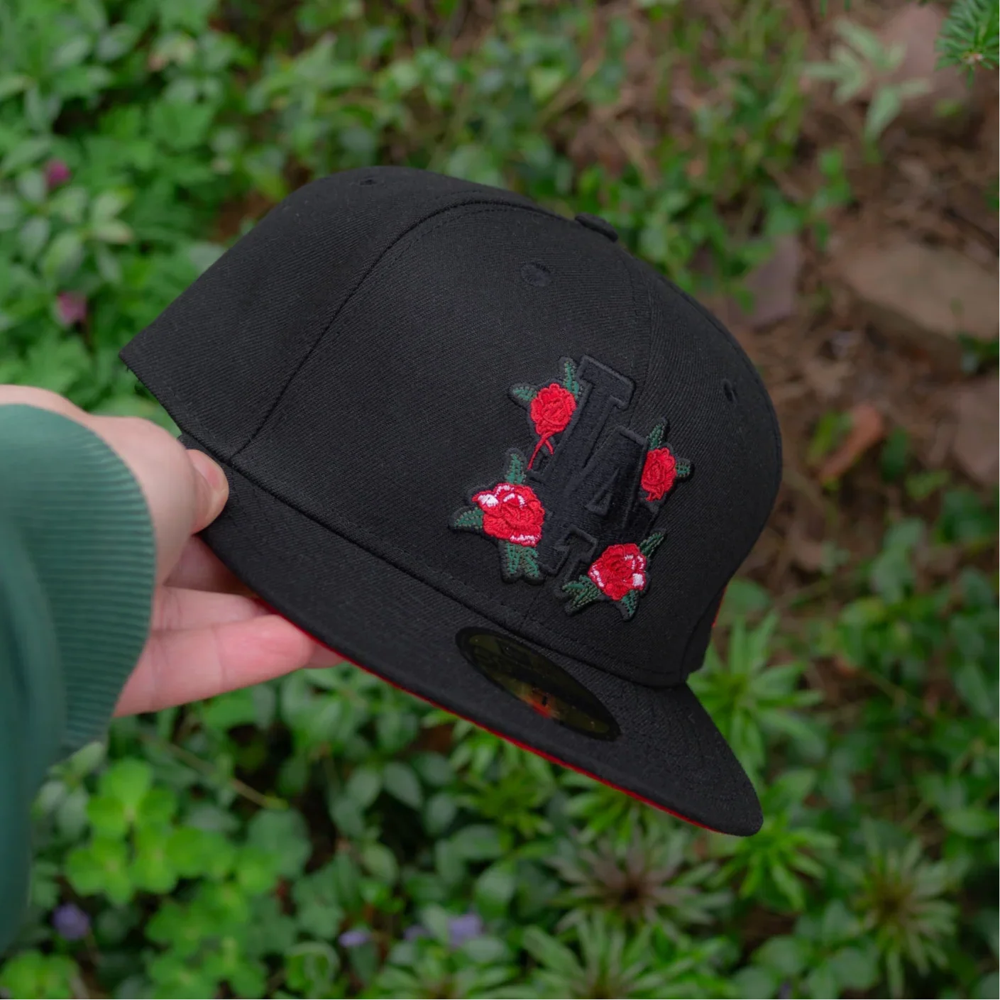 NEW ERA 59FIFTY MLB LOS ANGELES DODGERS ROSES BLACK / SCARLET UV FITTED CAP