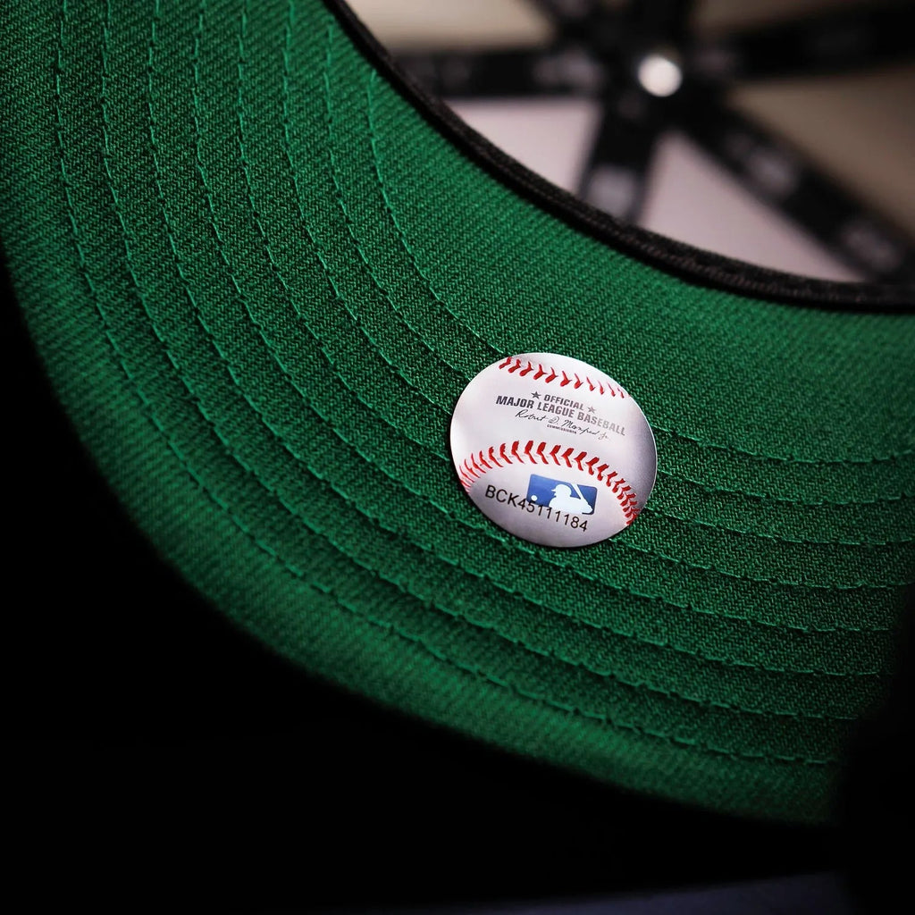 NEW ERA 59FIFTY MLB NEW YORK YANKEES WORLD SERIES 100TH ANNIVERSARY TWO TONE / KELLY GREEN UV FITTED CAP - FAM