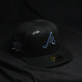 NEW ERA 59FIFTY MLB ATLANTA BRAVES 30TH SEASON BLACK / METALLIC SILVER UV FITTED CAP - FAM