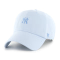 MLB NEW YORK YANKEES FOUNDATION ’47 CLEAN UP ICE BLUE CAP - FAM