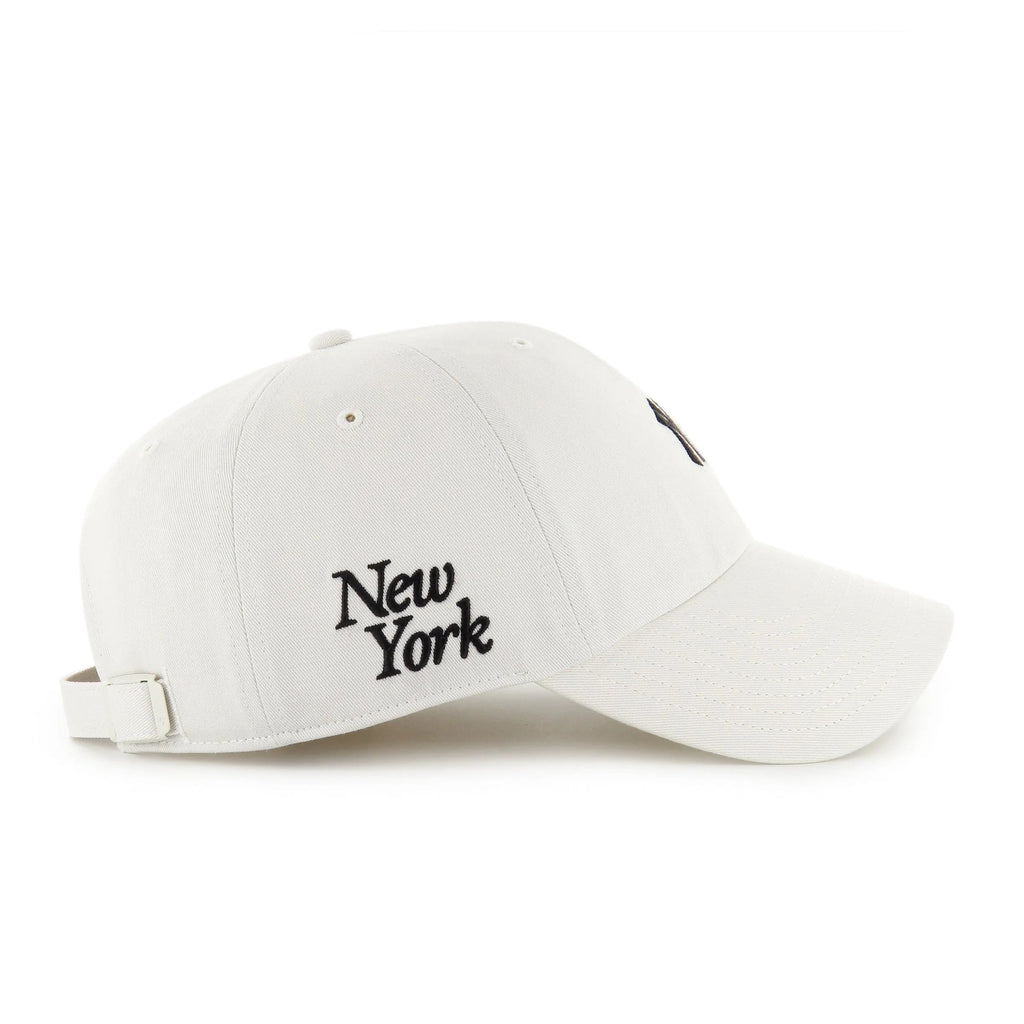 MLB NEW YORK YANKEES FOUNDTATION ’47 CLEAN UP WHITE CAP - FAM