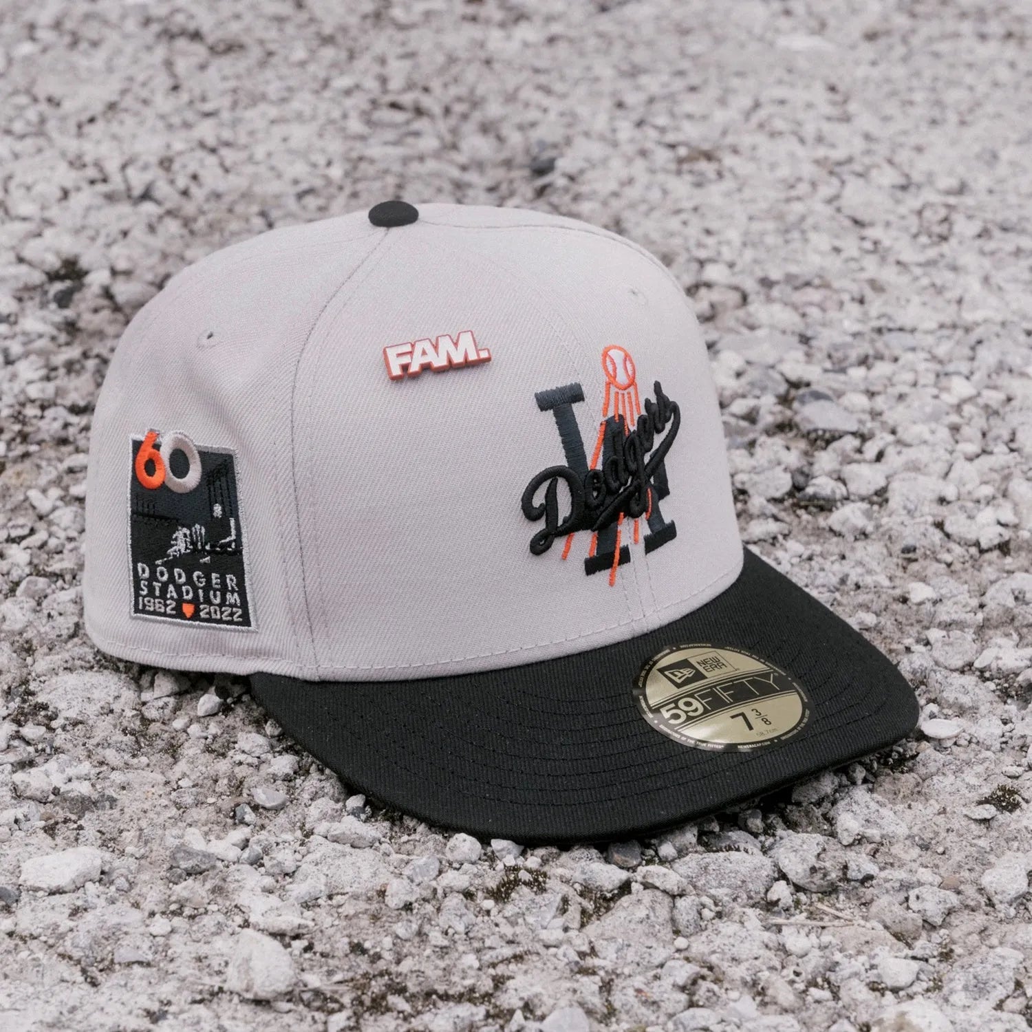 NEW ERA 59FIFTY MLB LOS ANGELES DODGERS 60TH ANNIVERSARY TWO TONE / GRAPHITE UV FITTED CAP - FAM