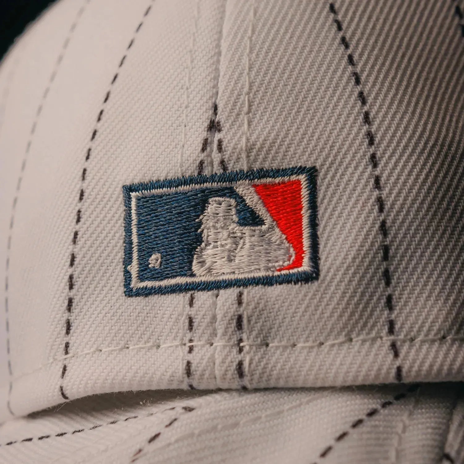 NEW ERA 59FIFTY MLB NEW YORK YANKEES TWENTY SEVEN TITLES TWO TONE / GREY UV FITTED CAP - FAM