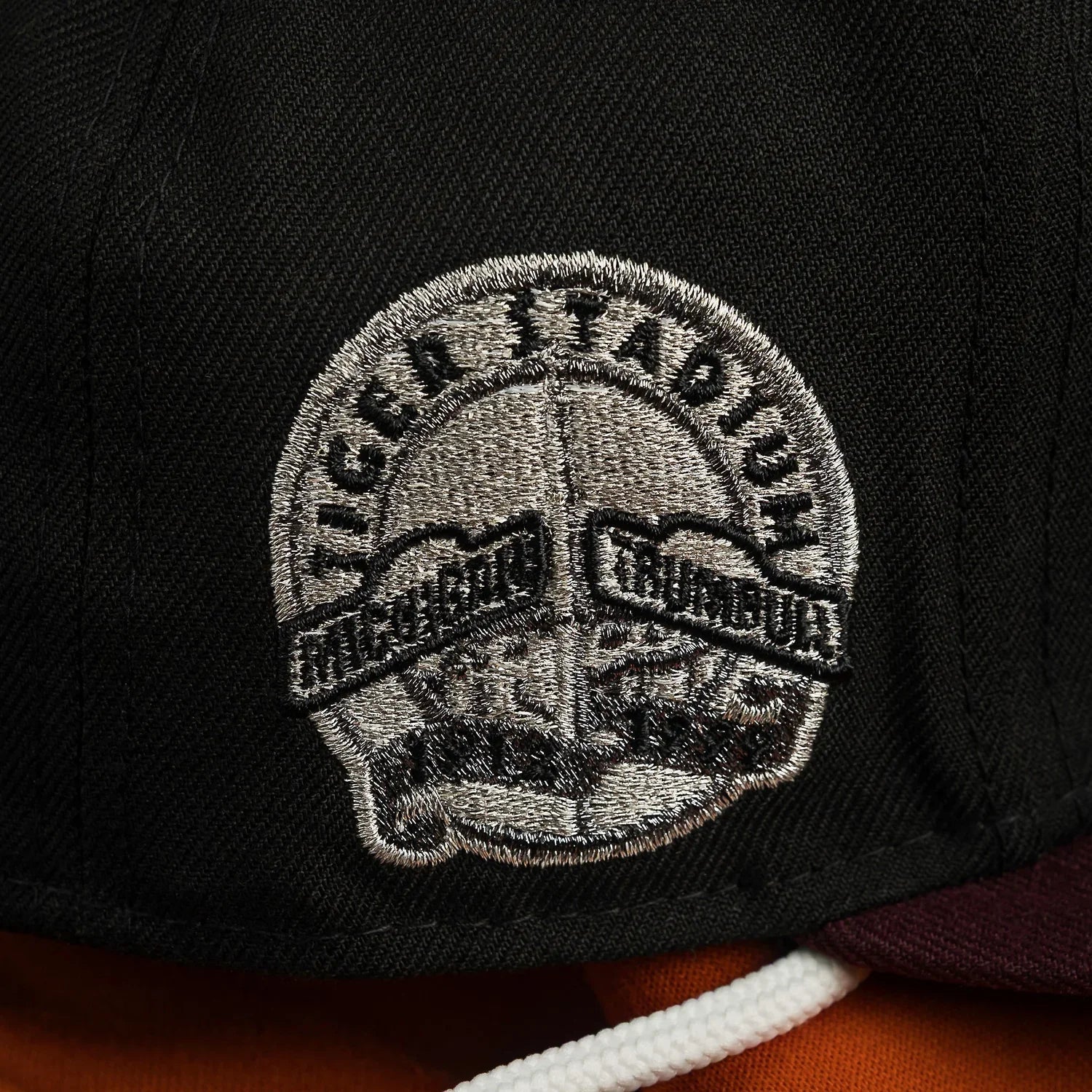 NEW ERA 59FIFTY MLB DETROIT TIGERS BLACK / GREEN UV FITTED CAP