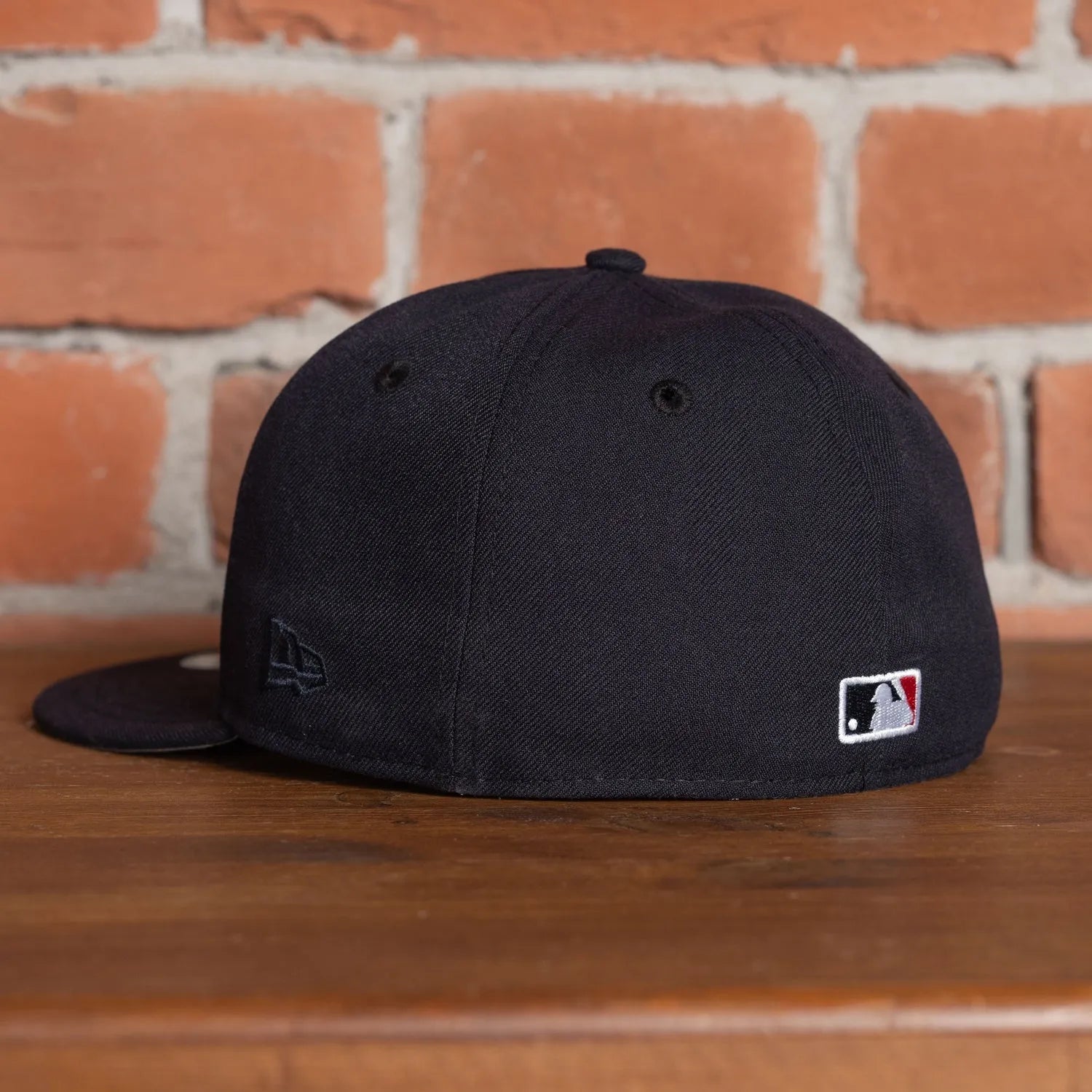 NEW ERA 59FIFTY MLB NEW YORK YANKEES SUBWAY SERIES YANKEE STADIUM NAVY / GREY UV FITTED CAP - FAM