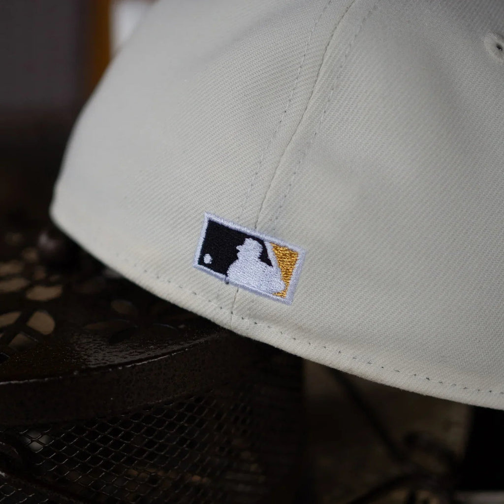 NEW ERA 59FIFTY MLB NEW YORK YANKEES VS LOS ANGELES DODGERS WORLD SERIES 1981 TWO TONE / GREY UV FITTED CAP