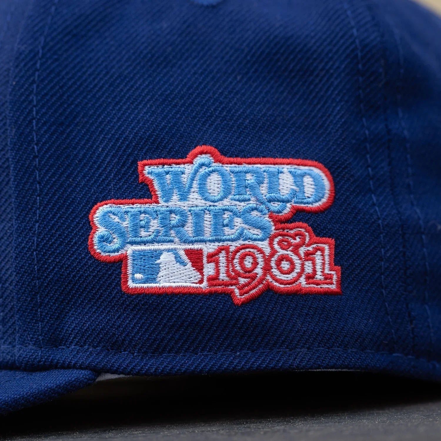 NEW ERA 59FIFTY MLB LOS ANGELES DODGERS WORLD SERIES 1981 WOOL ROYAL / KELLY GREEN UV FITTED CAP