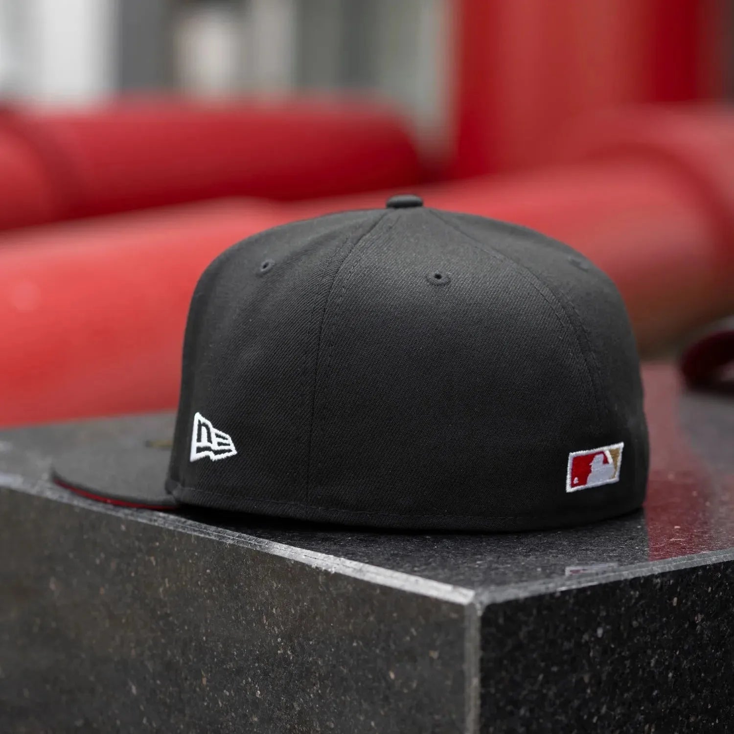 NEW ERA 59FIFTY MLB CALIFORNIA ANGELS ALL STAR GAME 1967 BLACK / SCARLET RED UV FITTED CAP - FAM